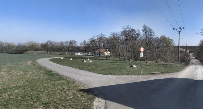 Screenshot 2022-11-28 at 14-04-21 Radějov 400 (Adresa) • Mapy.cz.png